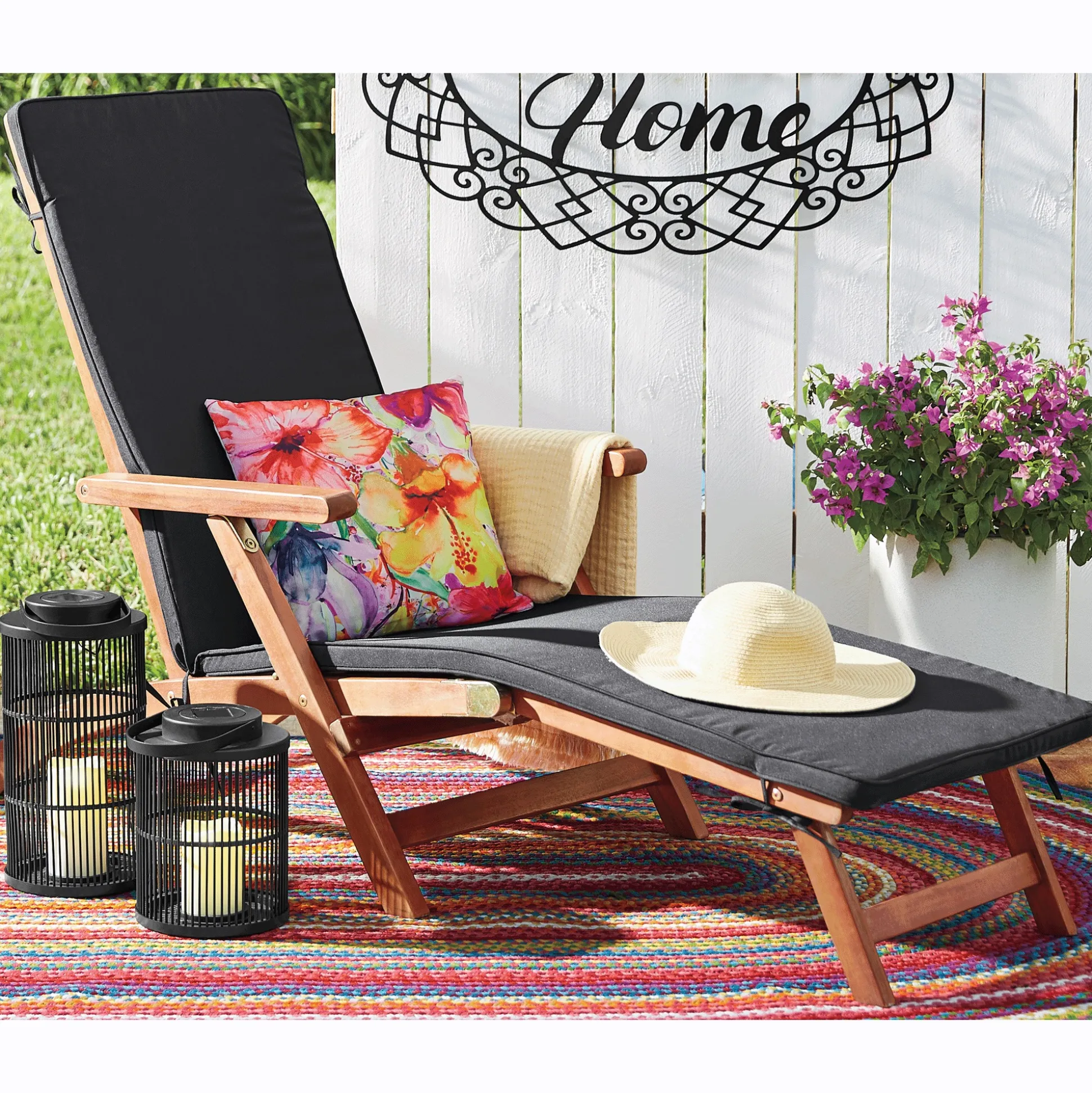 Acacia Lounge Chair