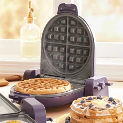 Bella Flip Waffle Maker
