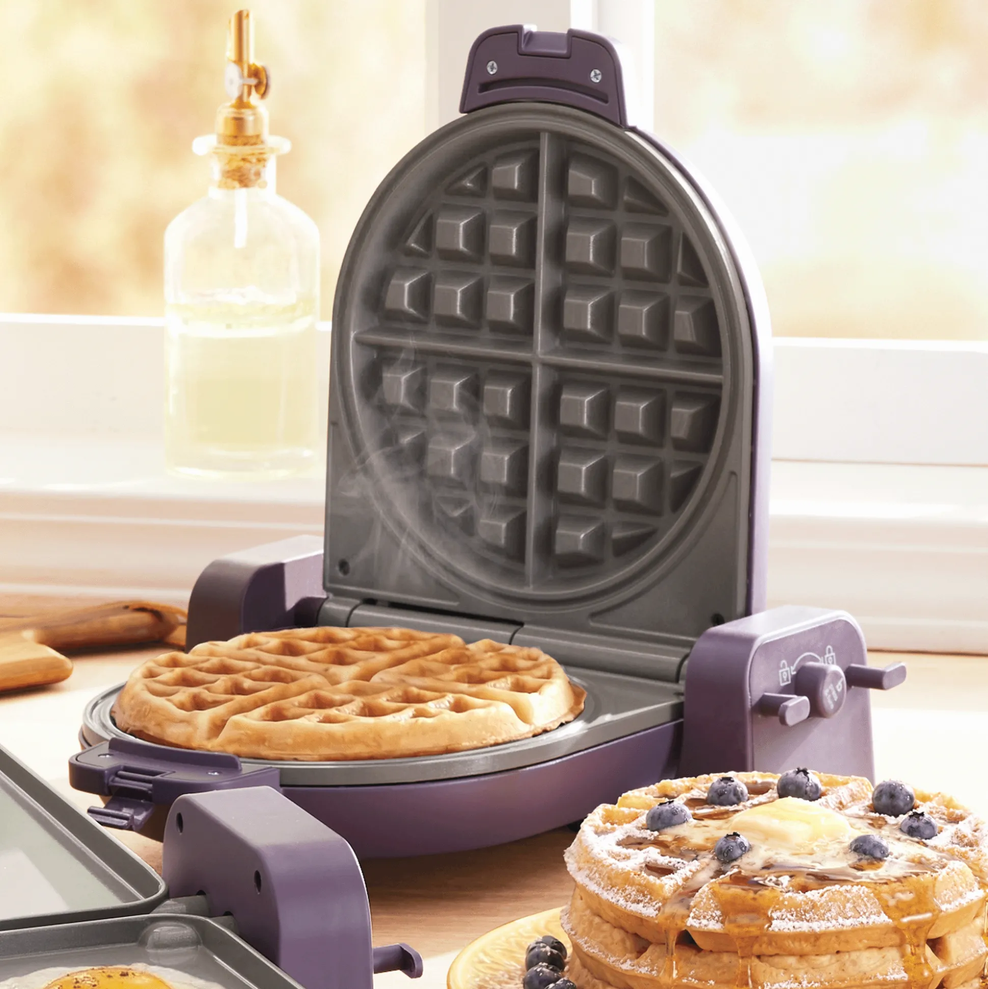 Bella Flip Waffle Maker