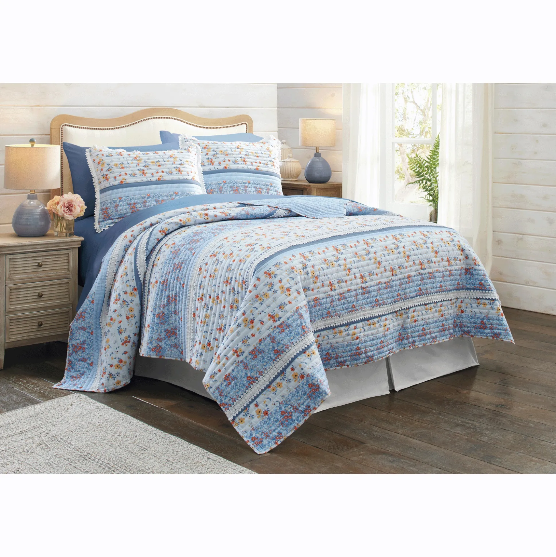Betty Lace 3-Piece Quilt Set