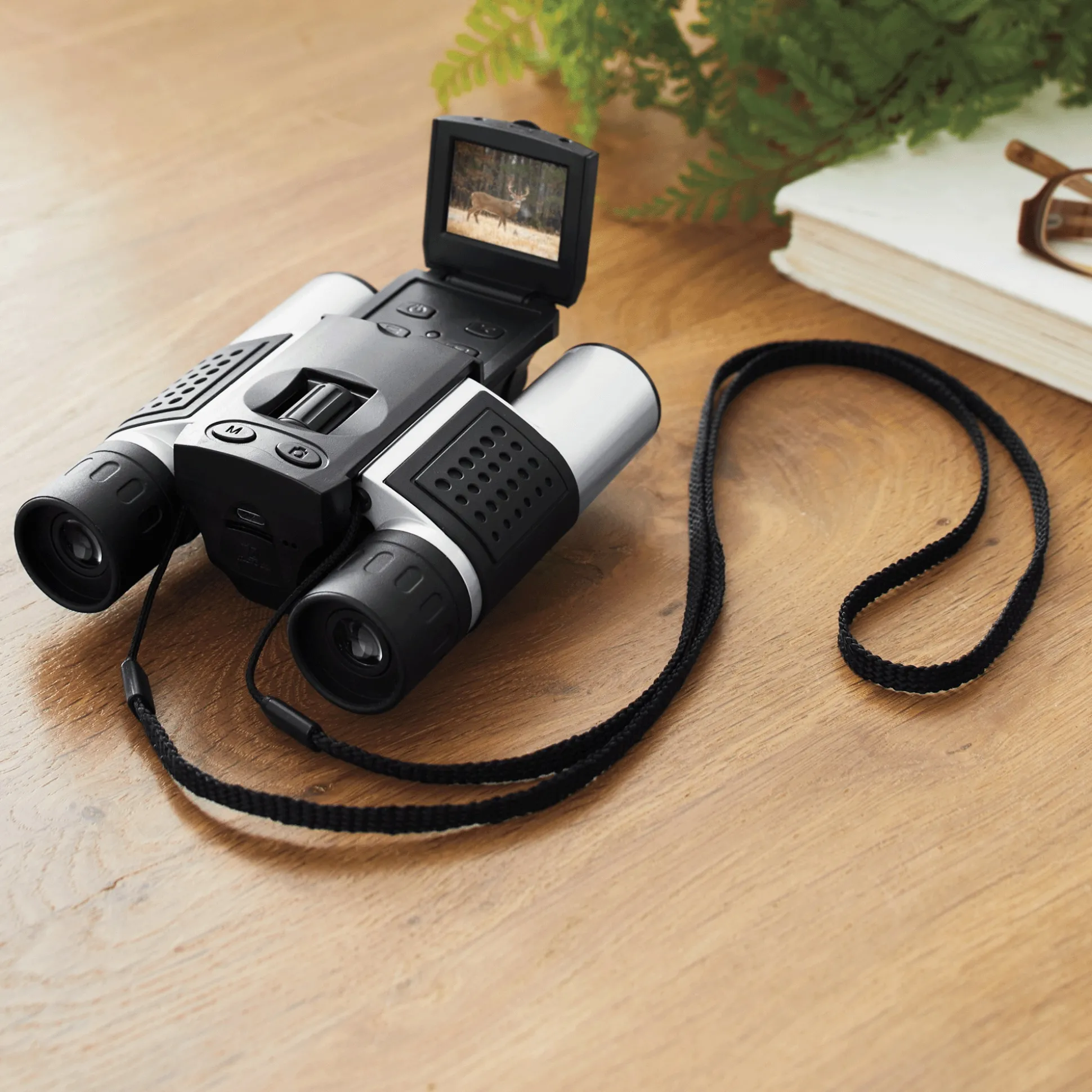 Binoculars with Digital Camera