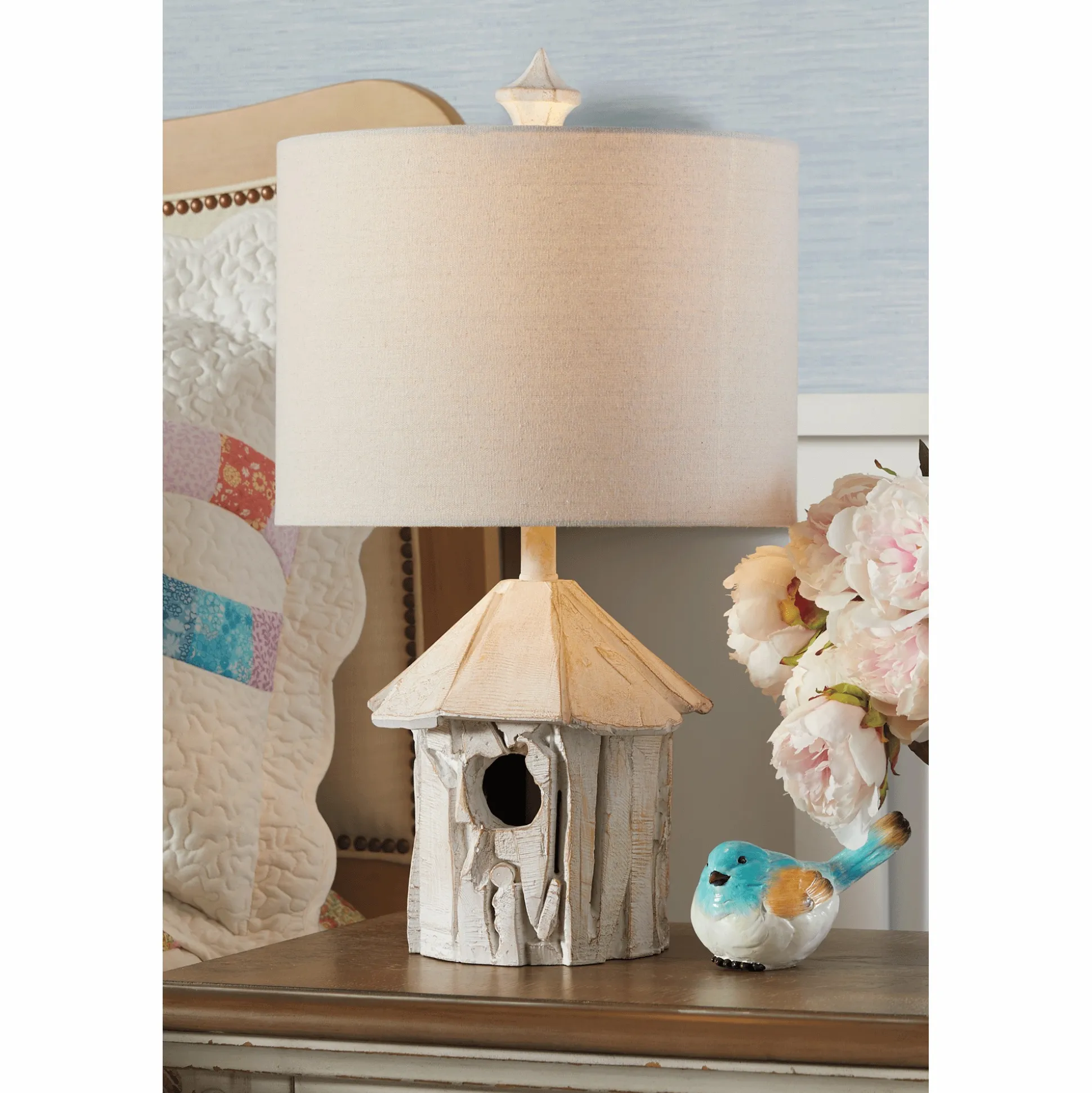 Birdhouse Table Lamp
