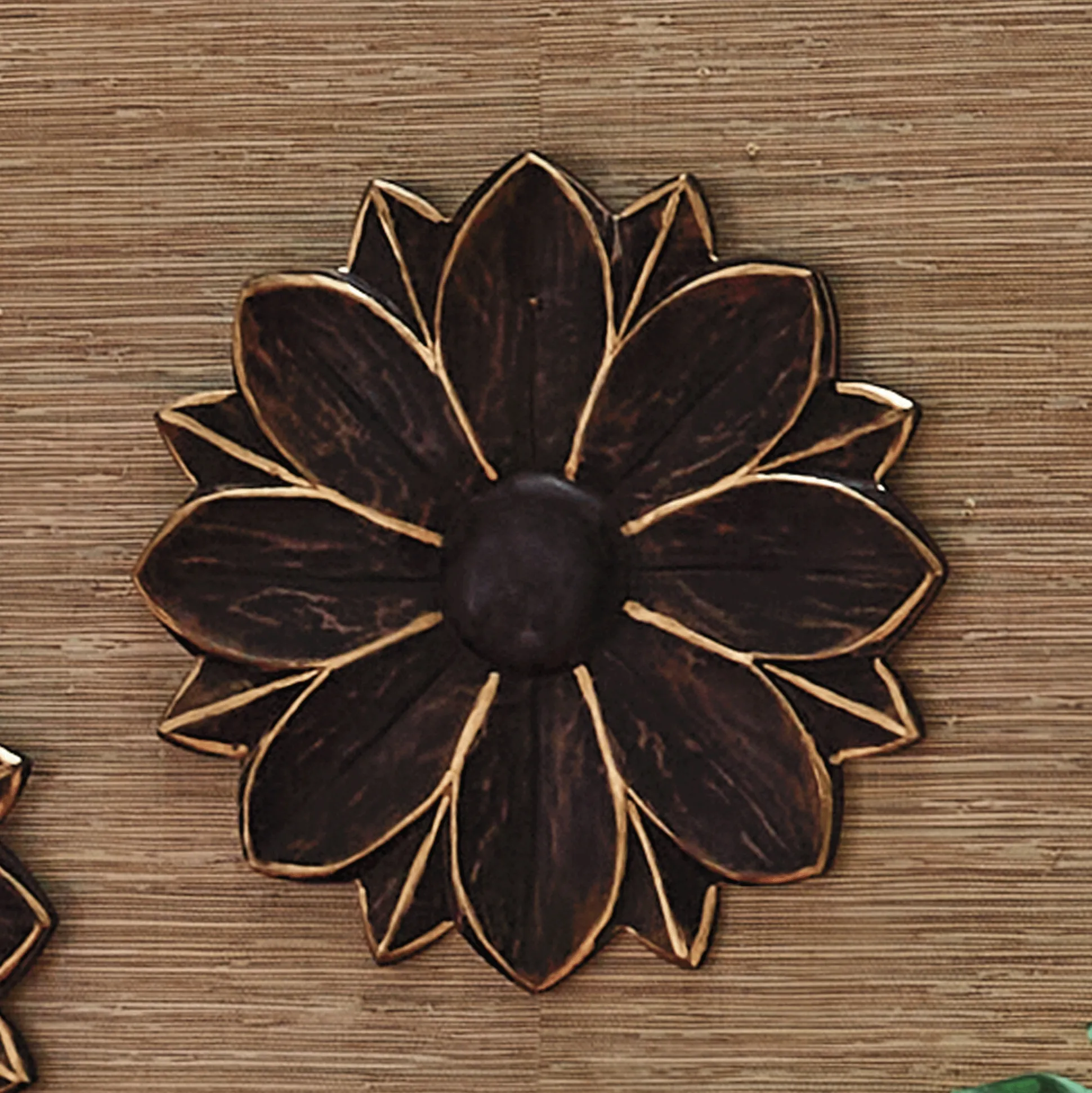 Black Wall Flower