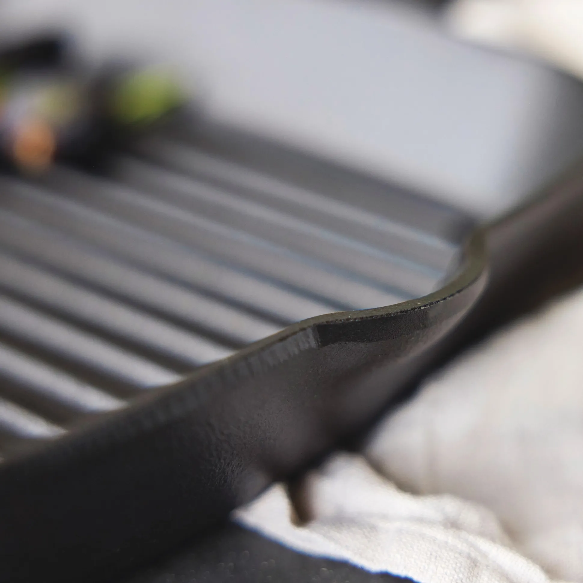 Bobby Flay by GreenPan 11" Cast Iron Square Grill Pan