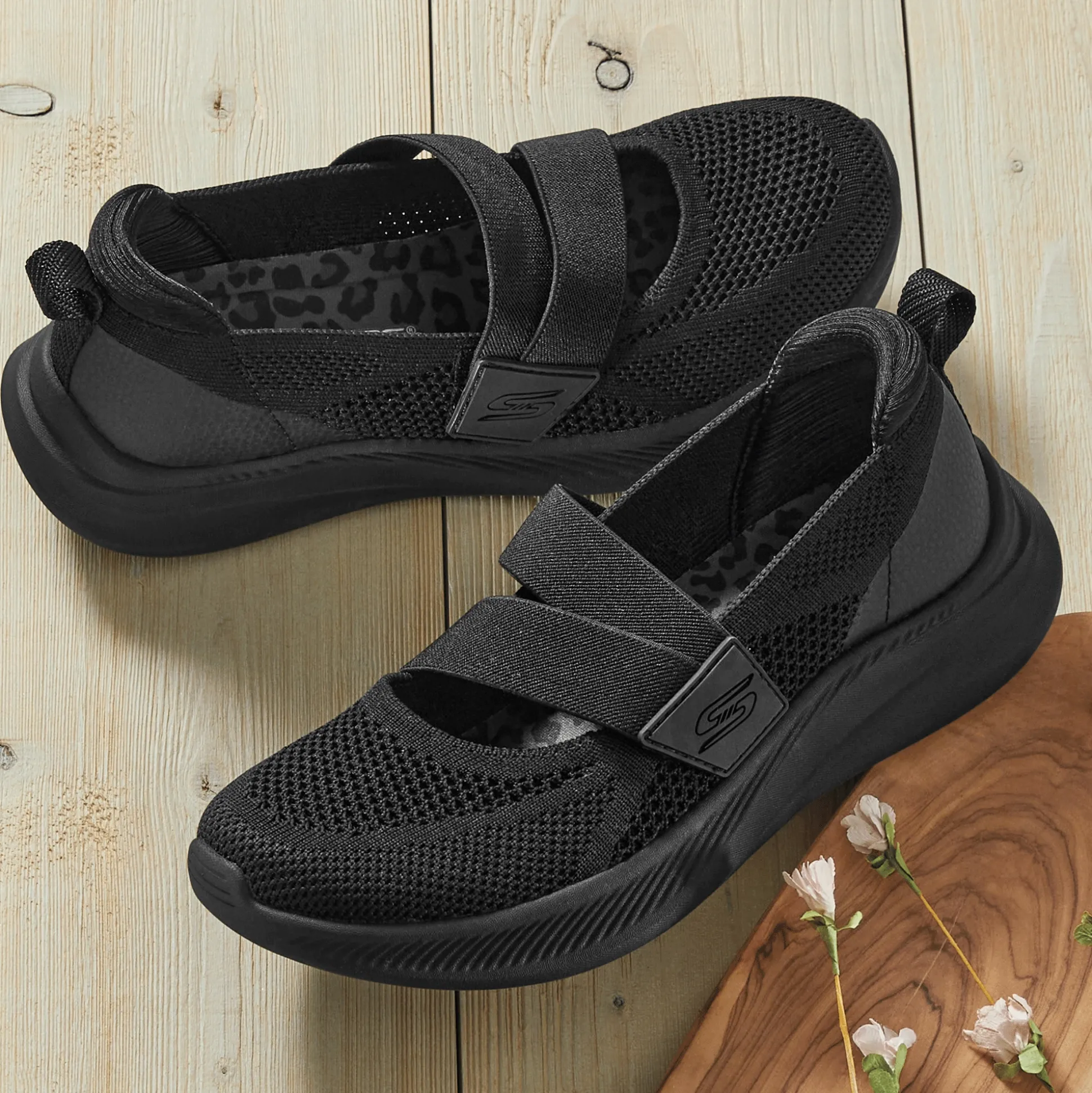 BOBS Women's Moda Flex Slip-On by Skechers