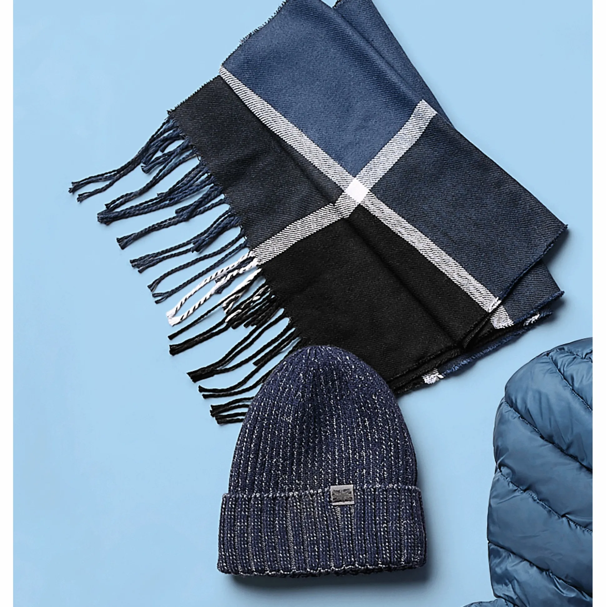 Britt’s Knits Men’s Winter Harbor Hat & Scarf Set