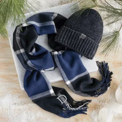 Britt’s Knits Men’s Winter Harbor Hat & Scarf Set