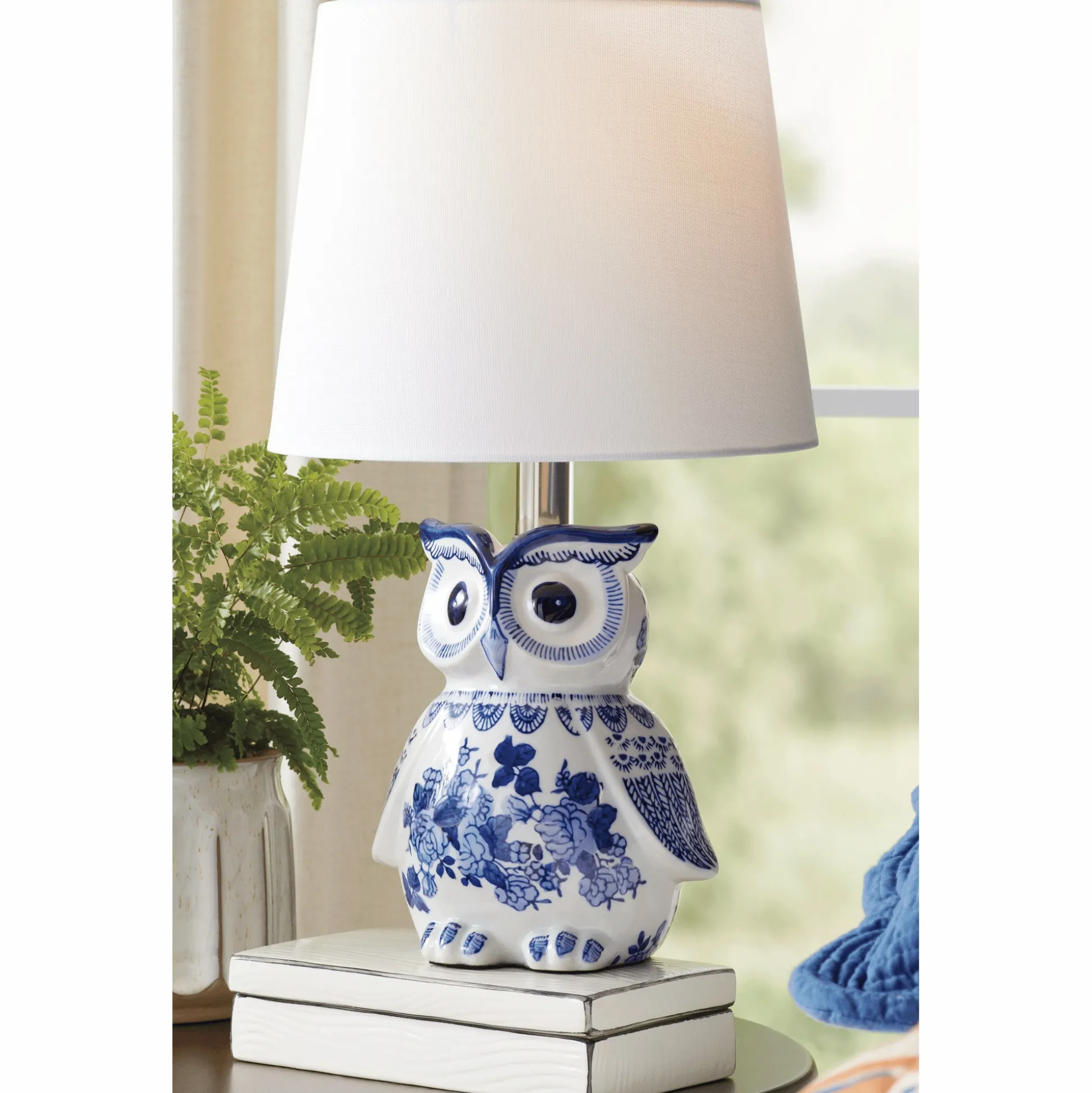 Chinoiserie Owl Lamp