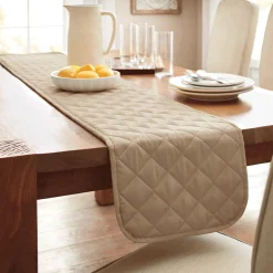 Color Connection Table Runner