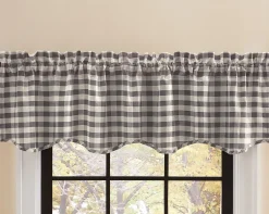 Danbury Valance