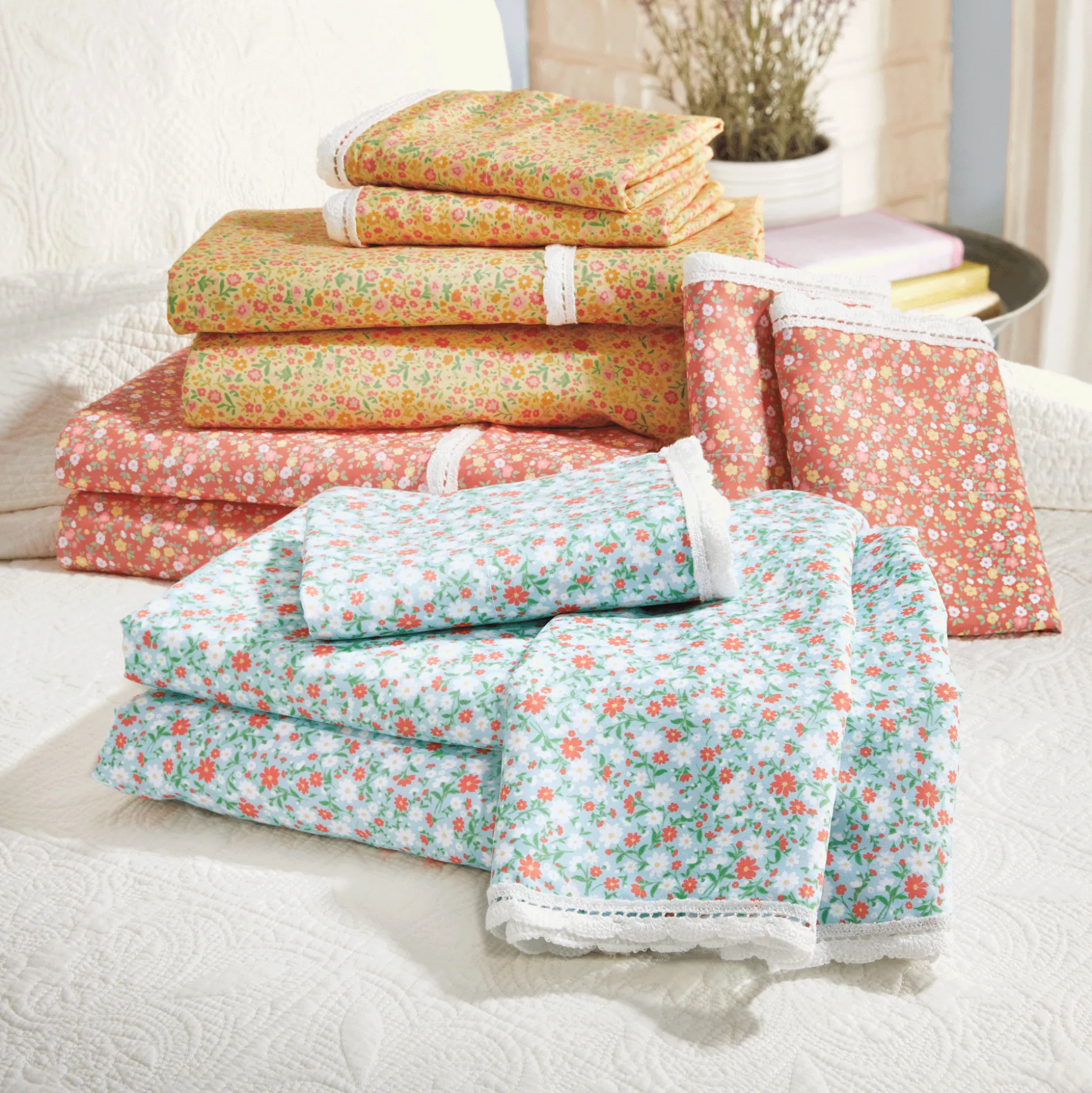 Ditsy Floral Crochet Microfiber Sheet Set