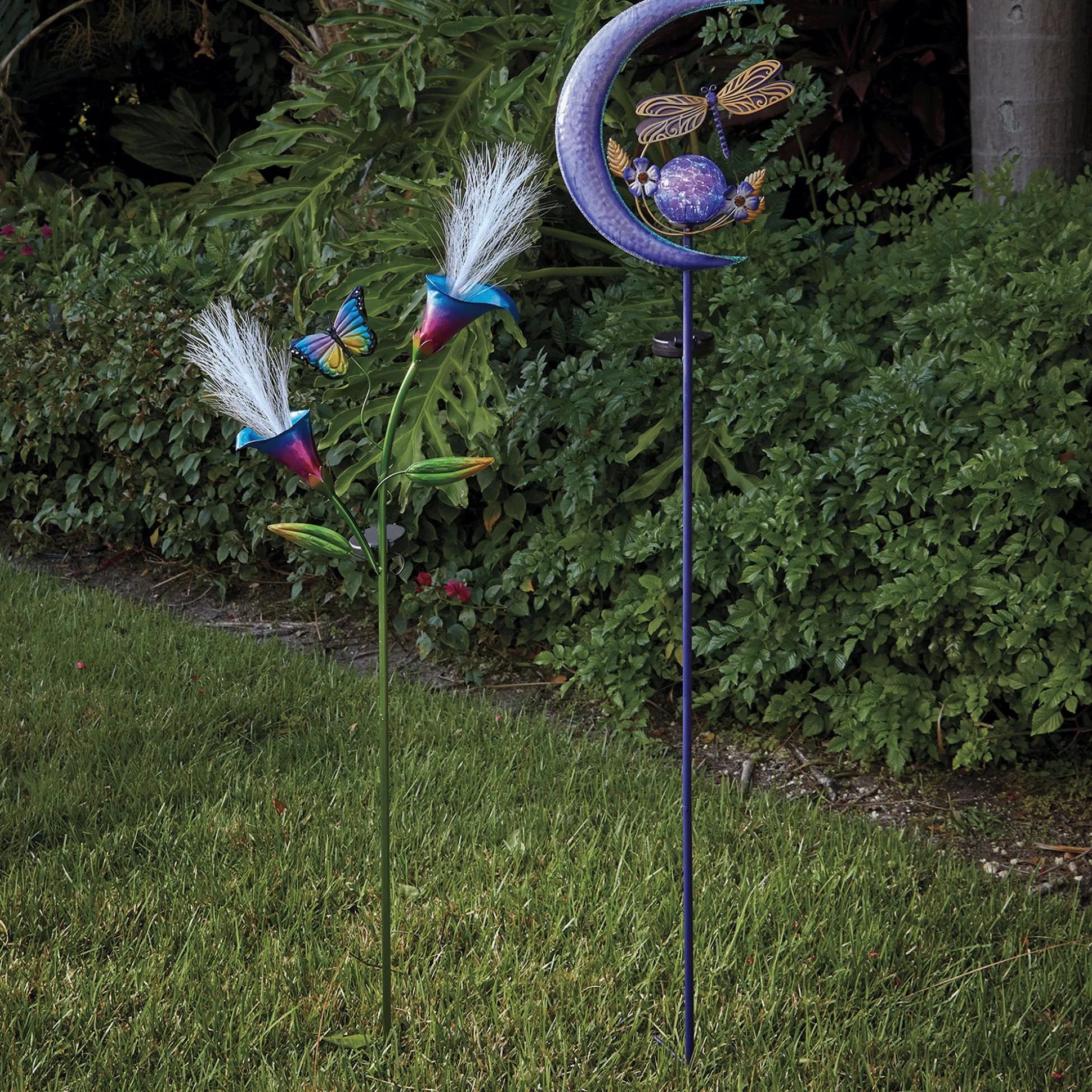 Dragonfly Moon Solar Stake