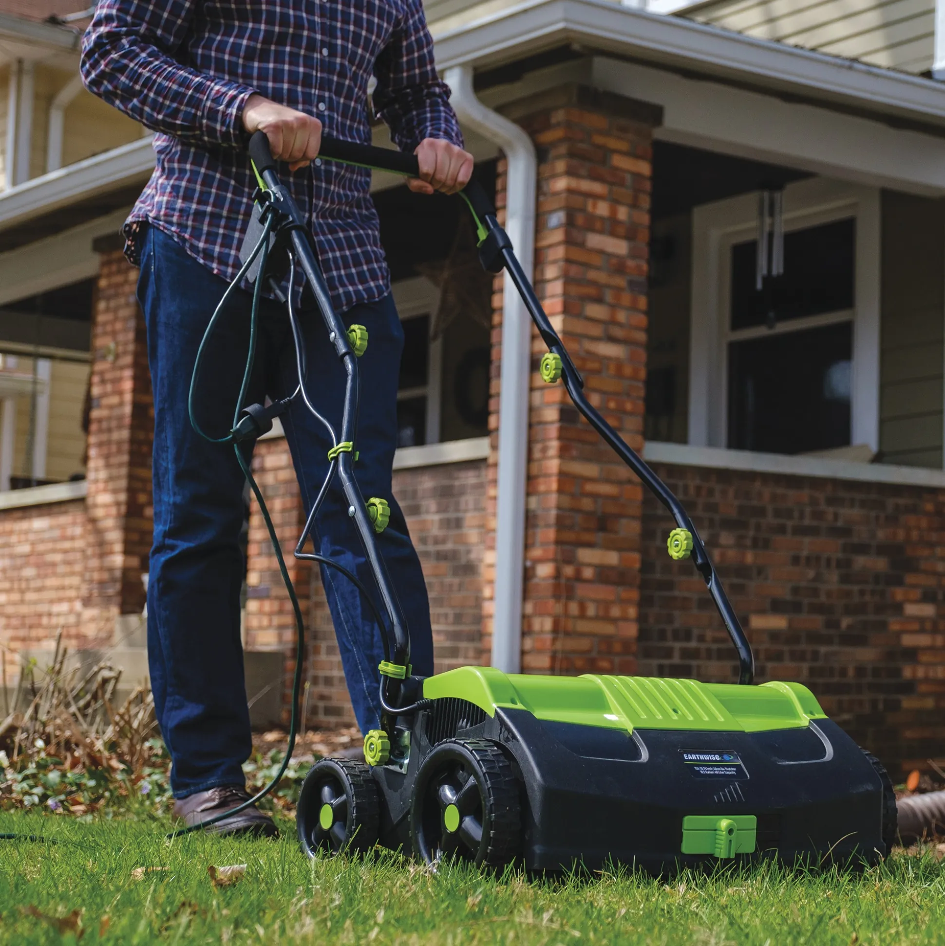 Earthwise 16" Corded Electric Dethatcher