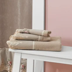Elizabeth Lace Trim Towel Set