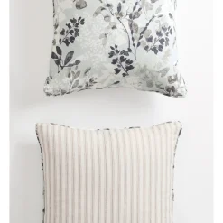 Eloise Reversible Pillow Cover