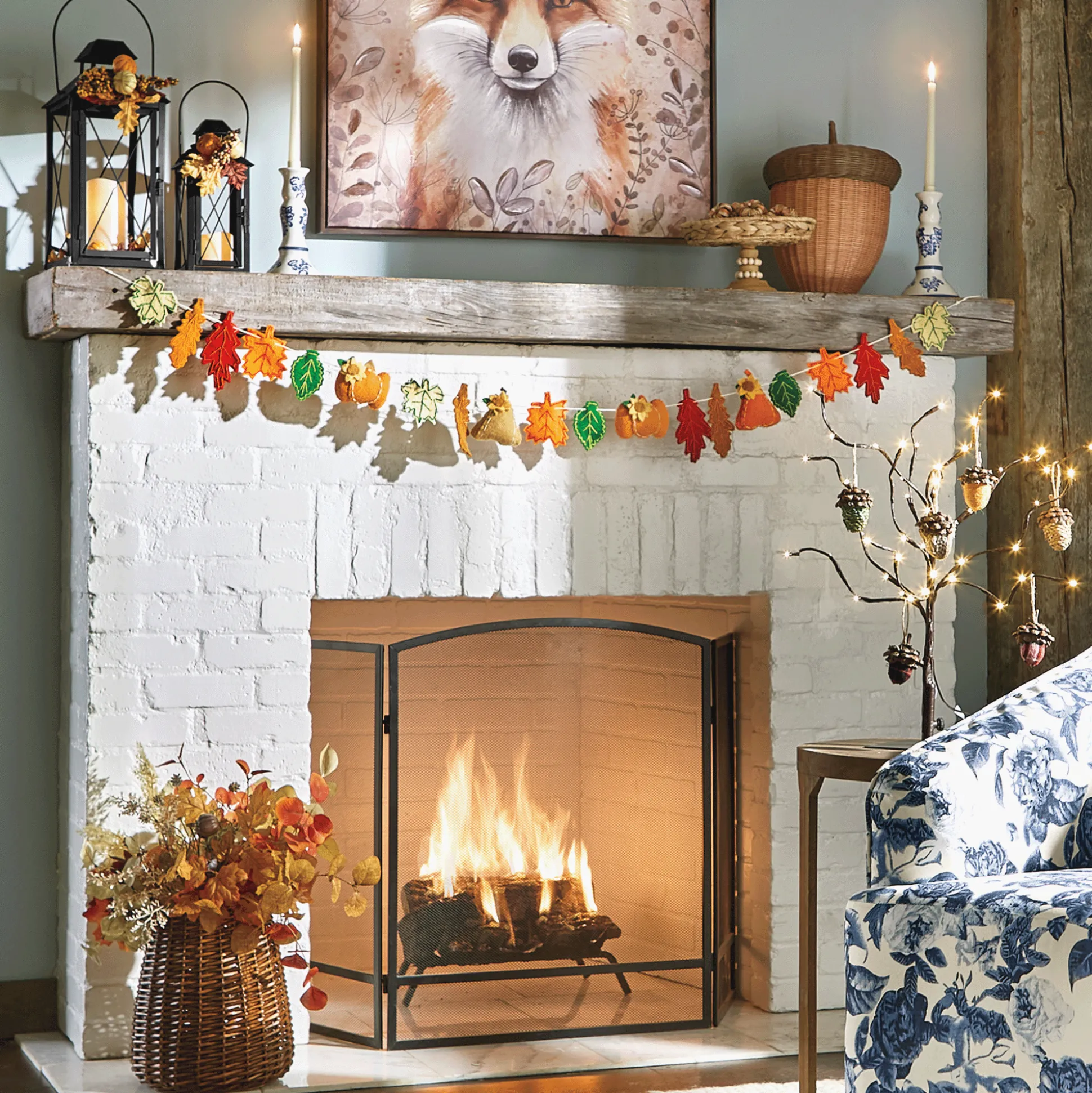 Fall Leaves and Pumpkins Novelty Garland