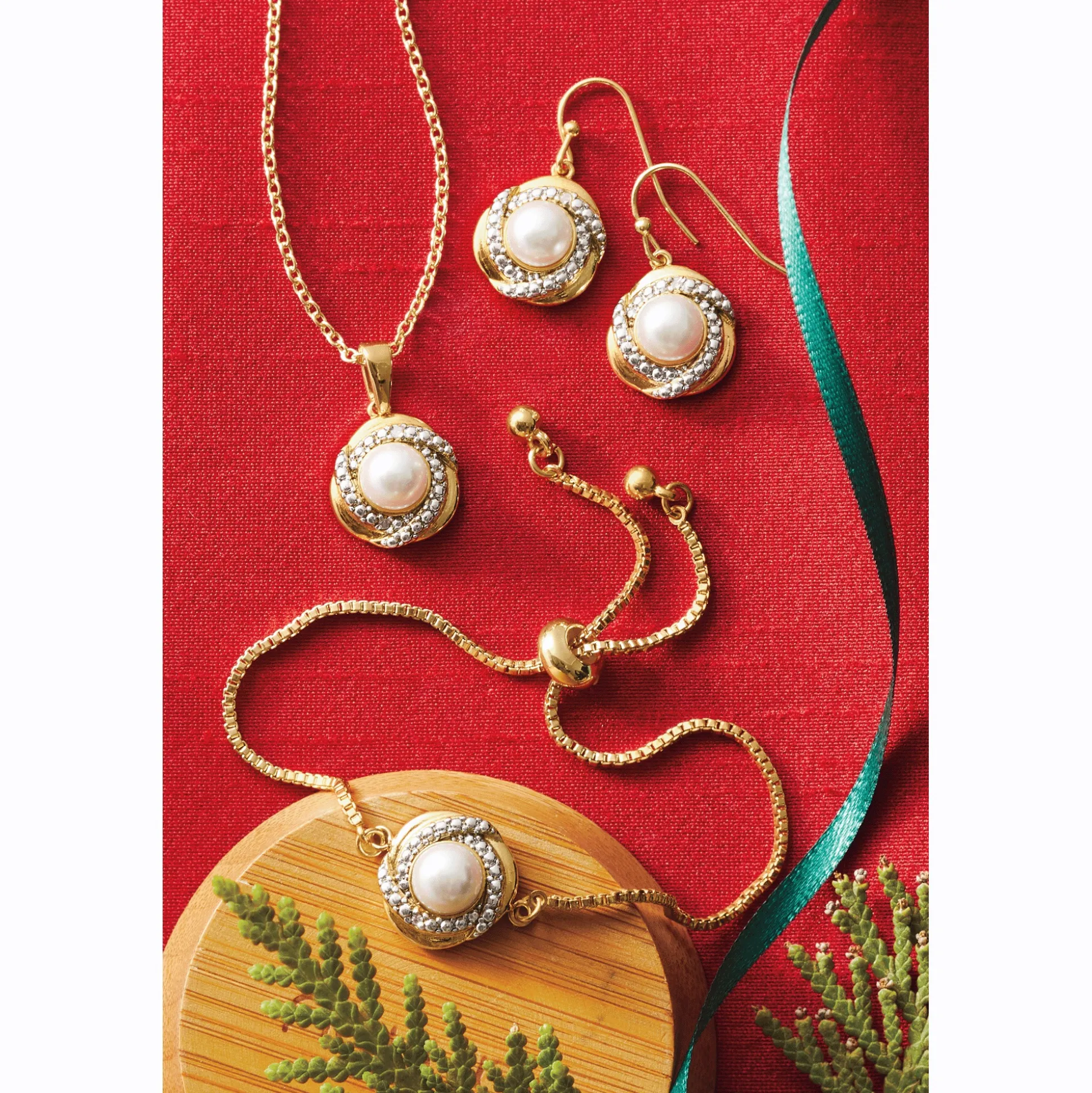 Faux-Pearl/Diamond Pendant, Bracelet & Earring Set