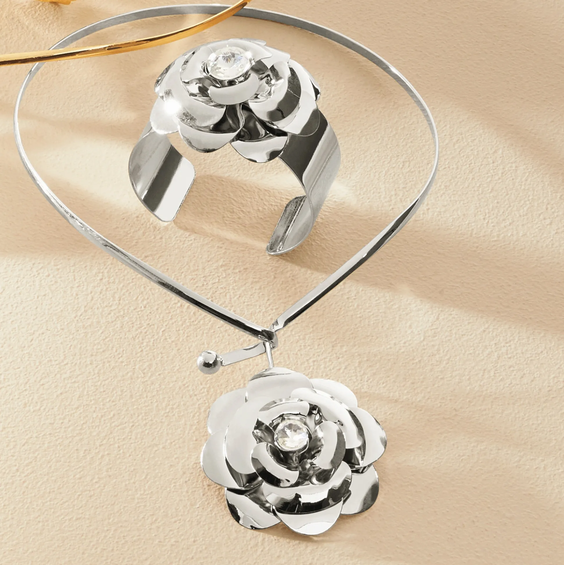 Floral Necklace & Bracelet Set