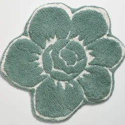 Flower-Shaped Bath Mat