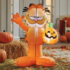 Garfield’s Jack-o-Lantern Inflatable