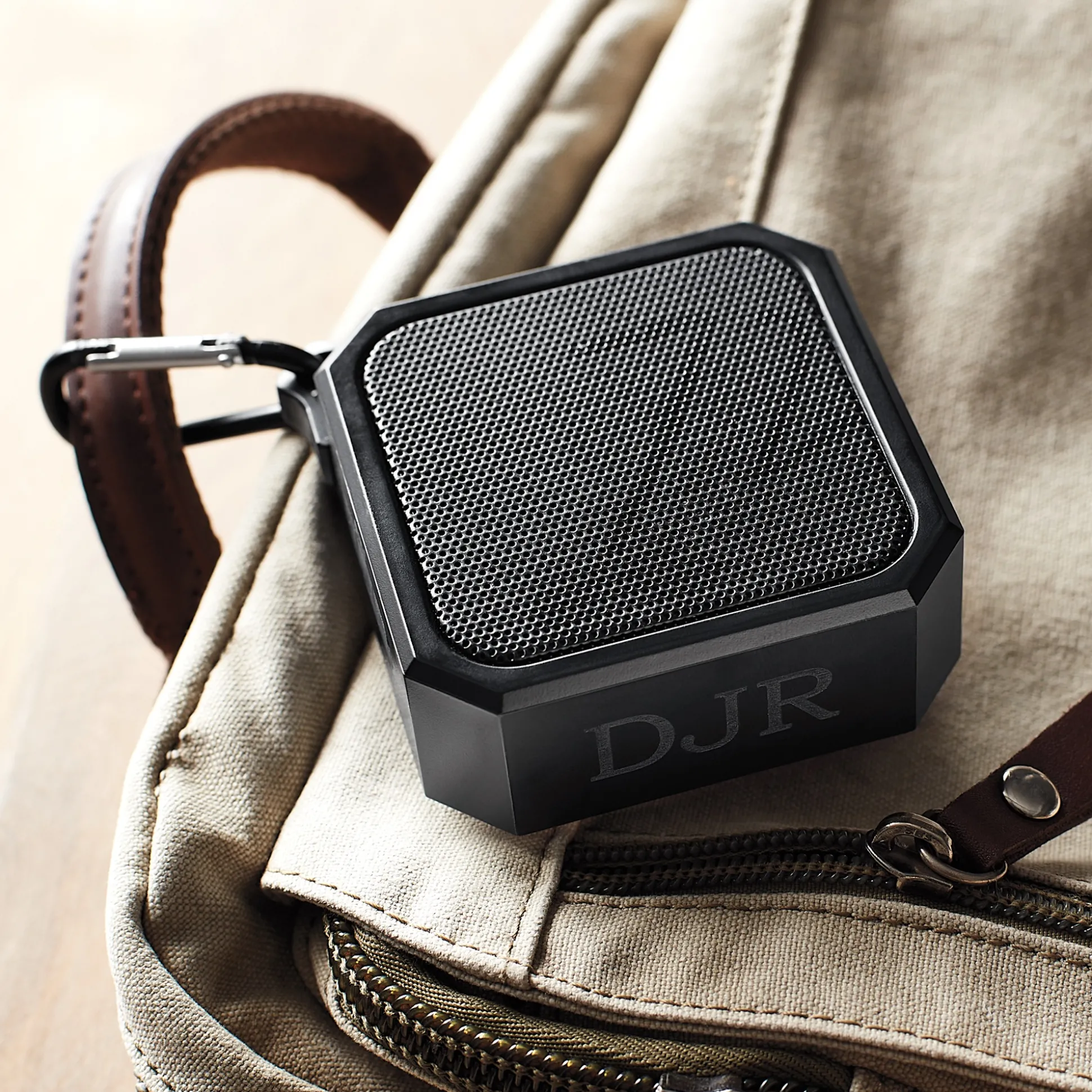 iLive Portable Magnetic Bluetooth Speaker