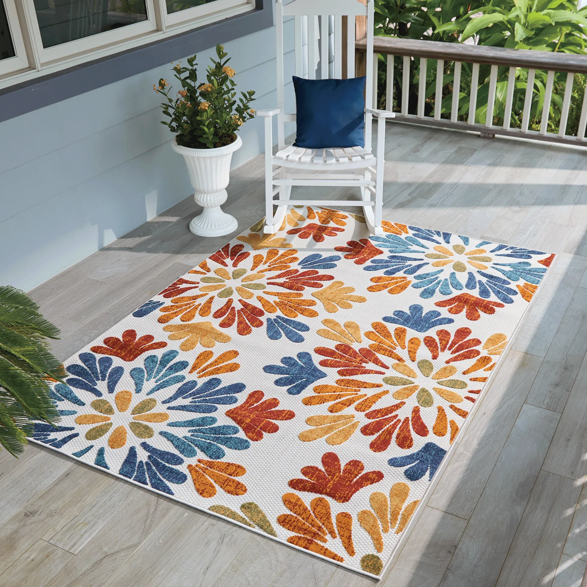 Indoor/Outdoor Elsie Colorful Rug
