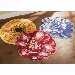 Indoor/Outdoor Figural Floral Mat - 36" x 36"