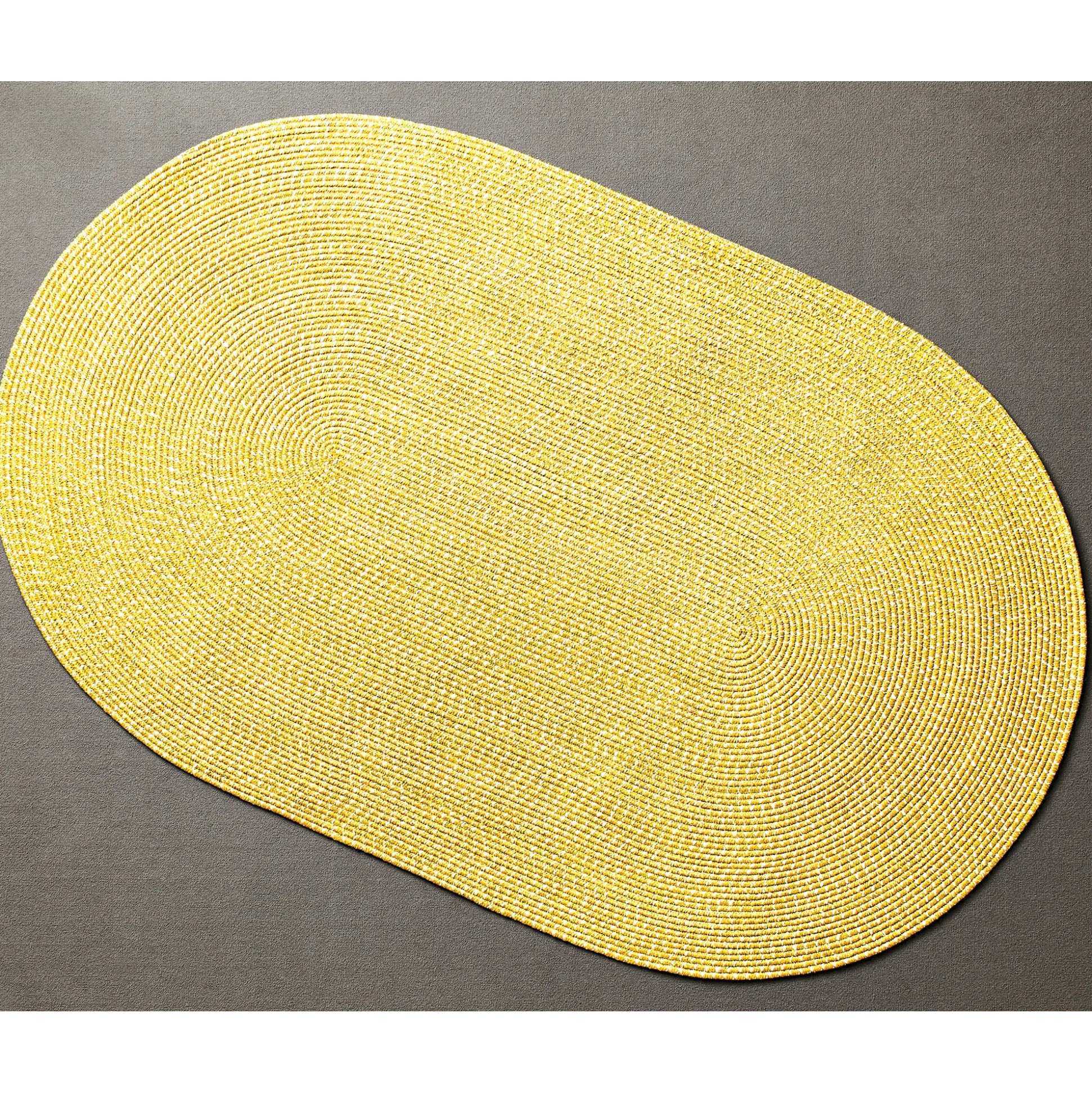 Indoor/Outdoor Sunny Braided Rug