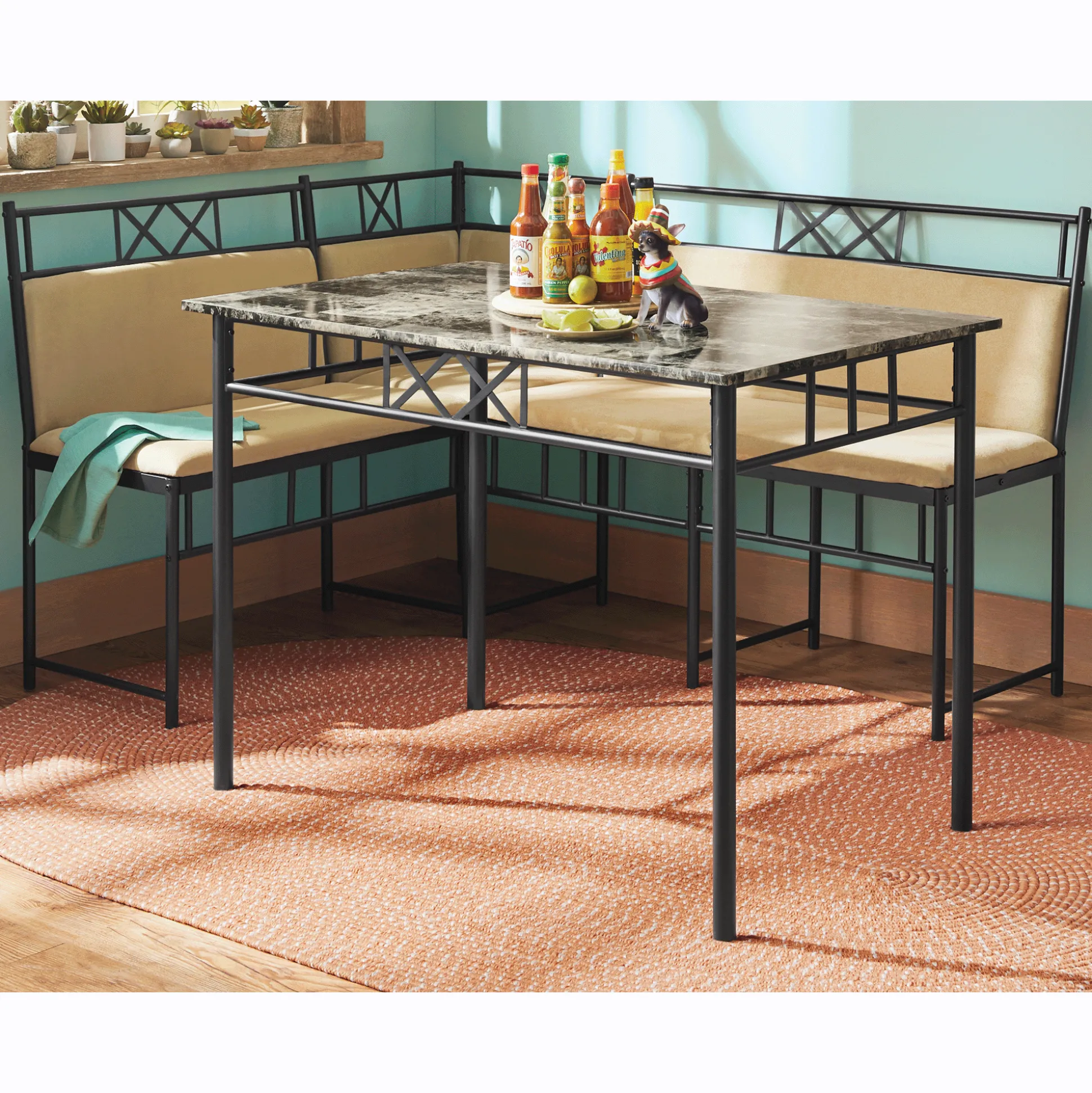 Indoor/Outdoor Sunny Braided Rug