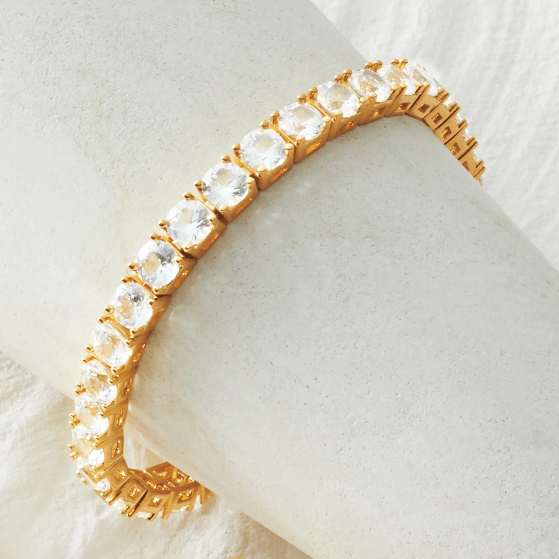 Lab-Created White Sapphire Jewelry