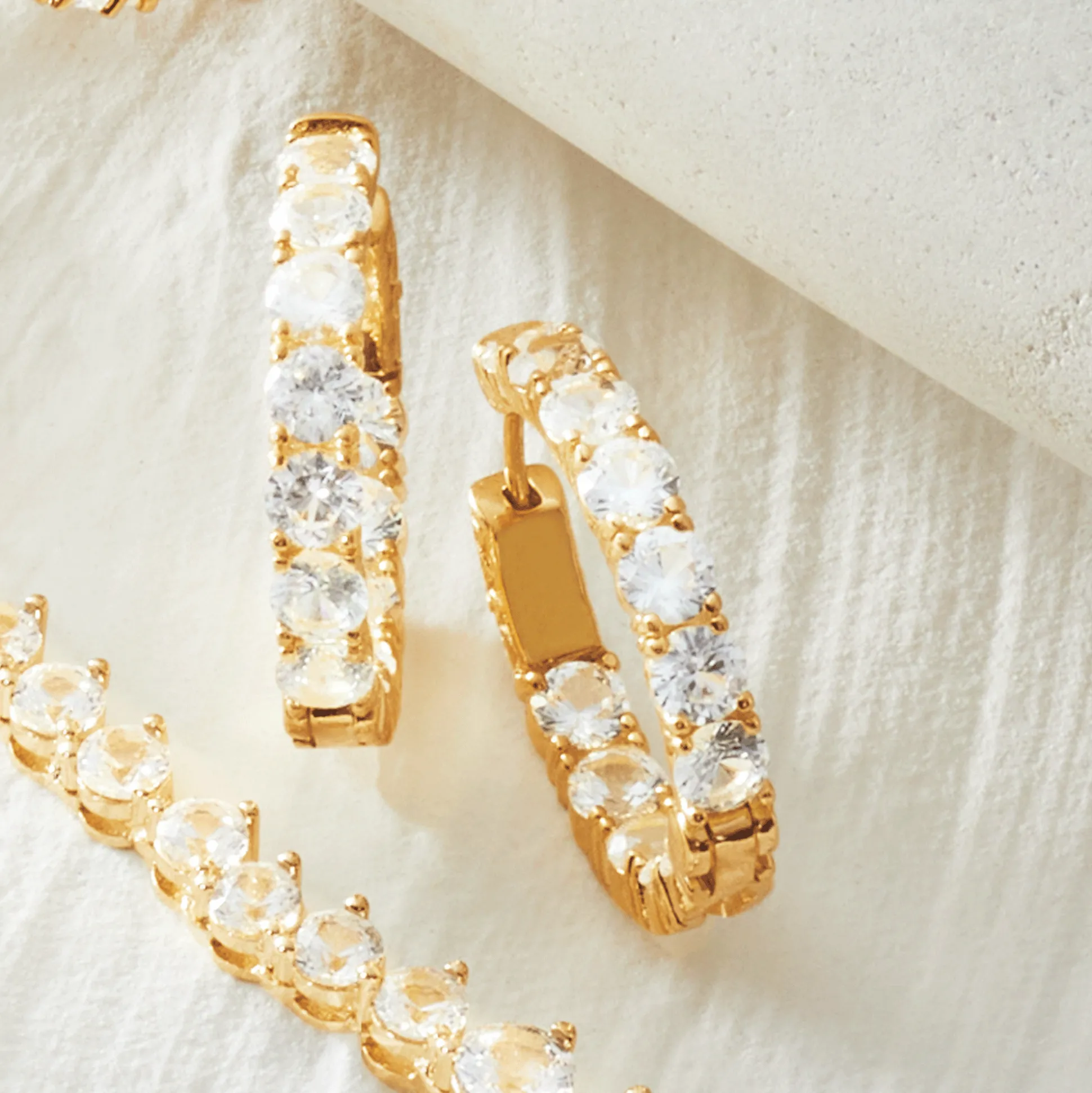 Lab-Created White Sapphire Jewelry