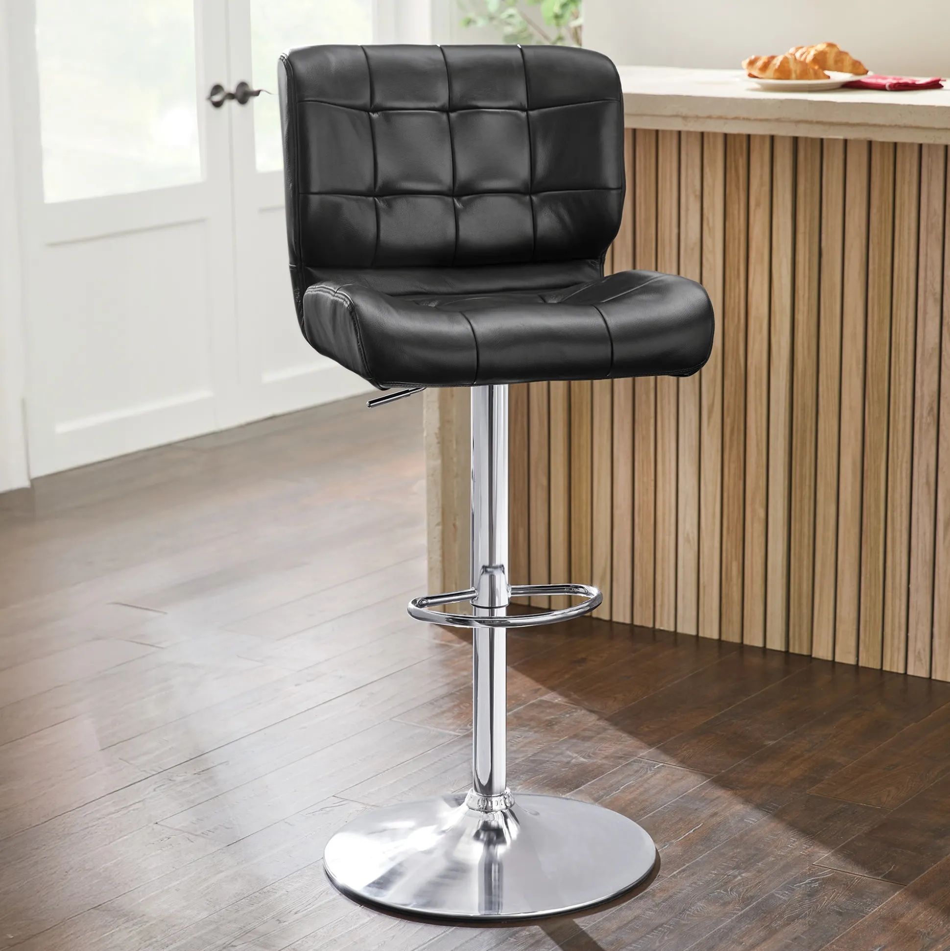 Laurel Oversized Tufted Stool