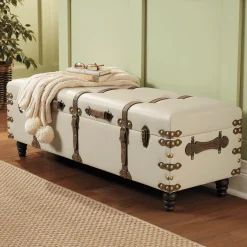 Lee Buckle Storage Bench