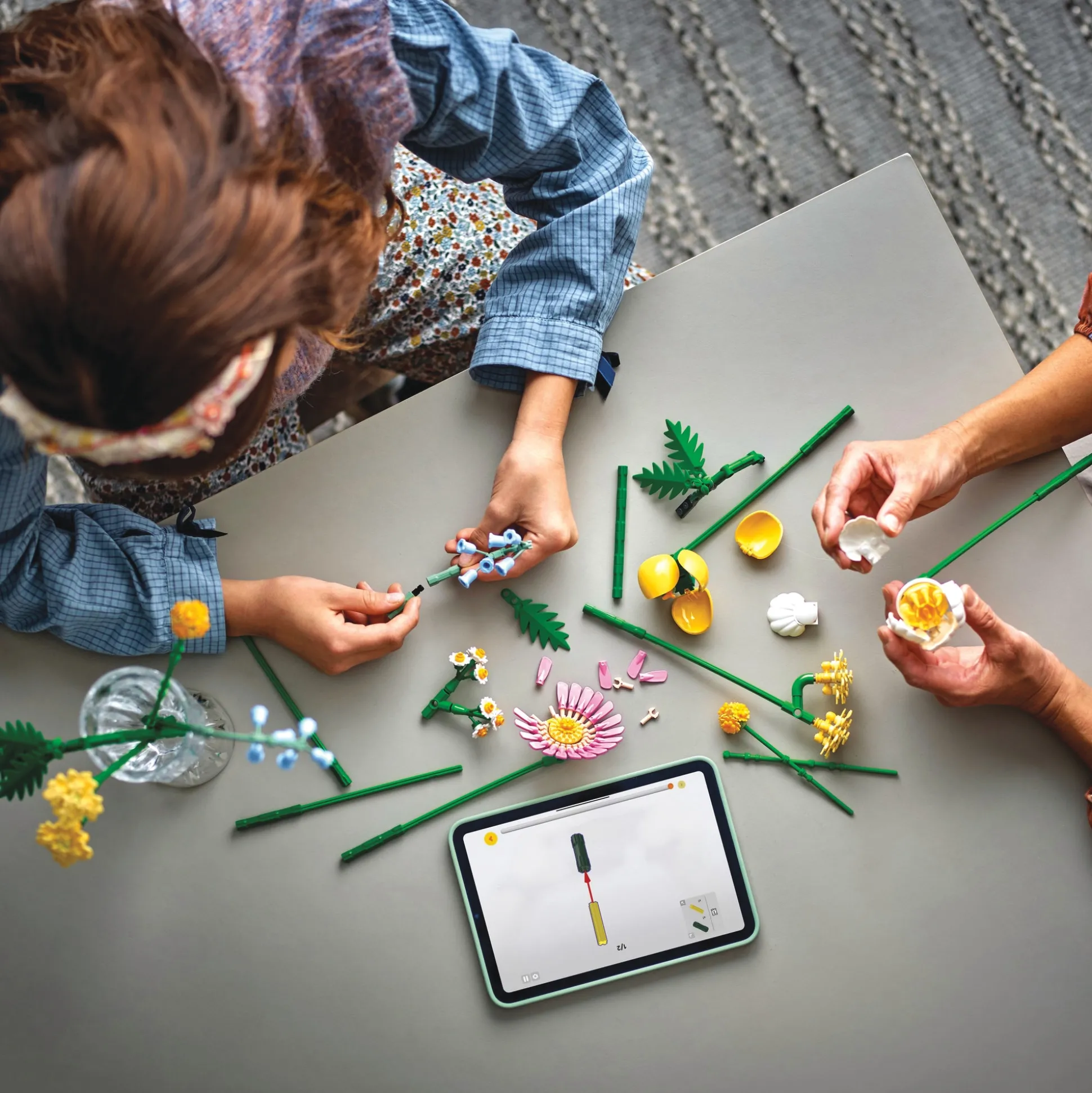 LEGO Botanicals Petite Sunny Bouquet