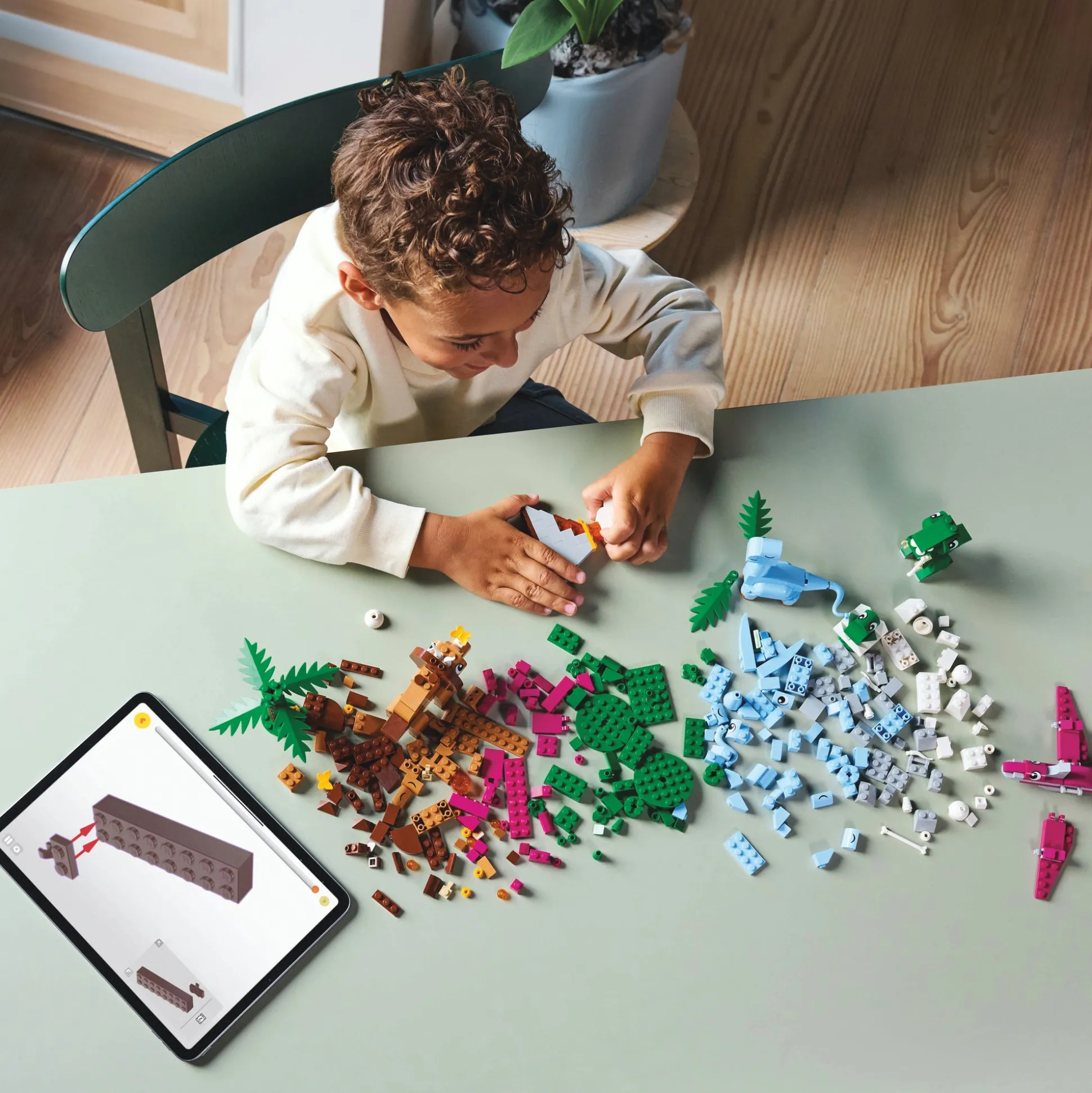 LEGO Classic Creative Dinosaurs