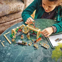 LEGO Harry Potter Hogwarts Castle: Herbology Class