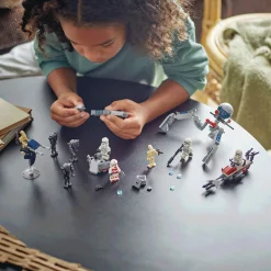 LEGO Star Wars Clone Trooper & Battle Droid Battle Pack