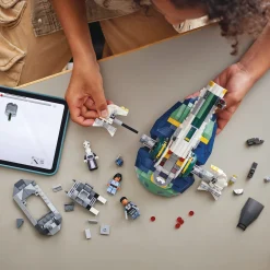 LEGO Star Wars Jango Fett’s Starship