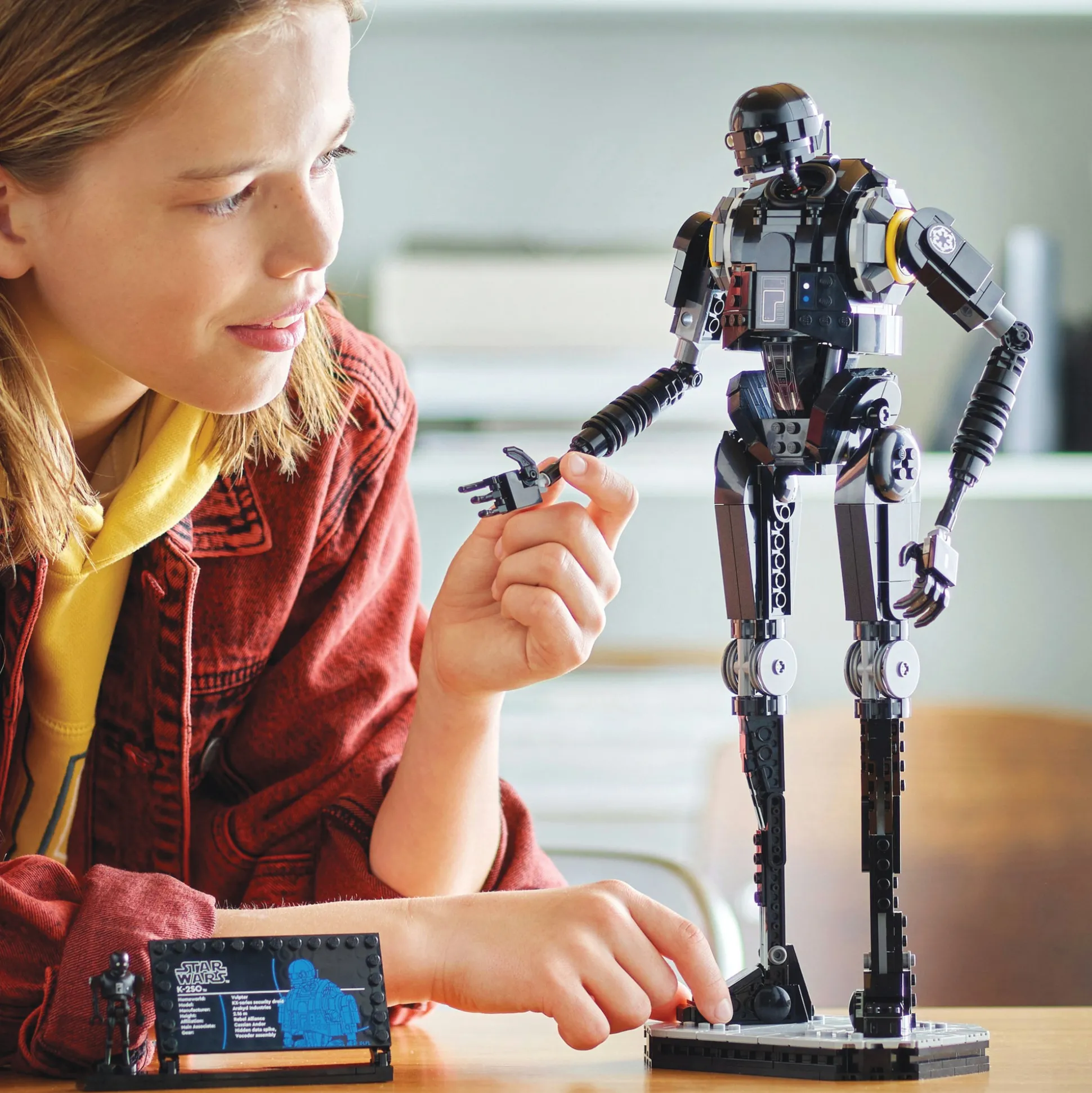 LEGO Star Wars K-2SO Security Droid