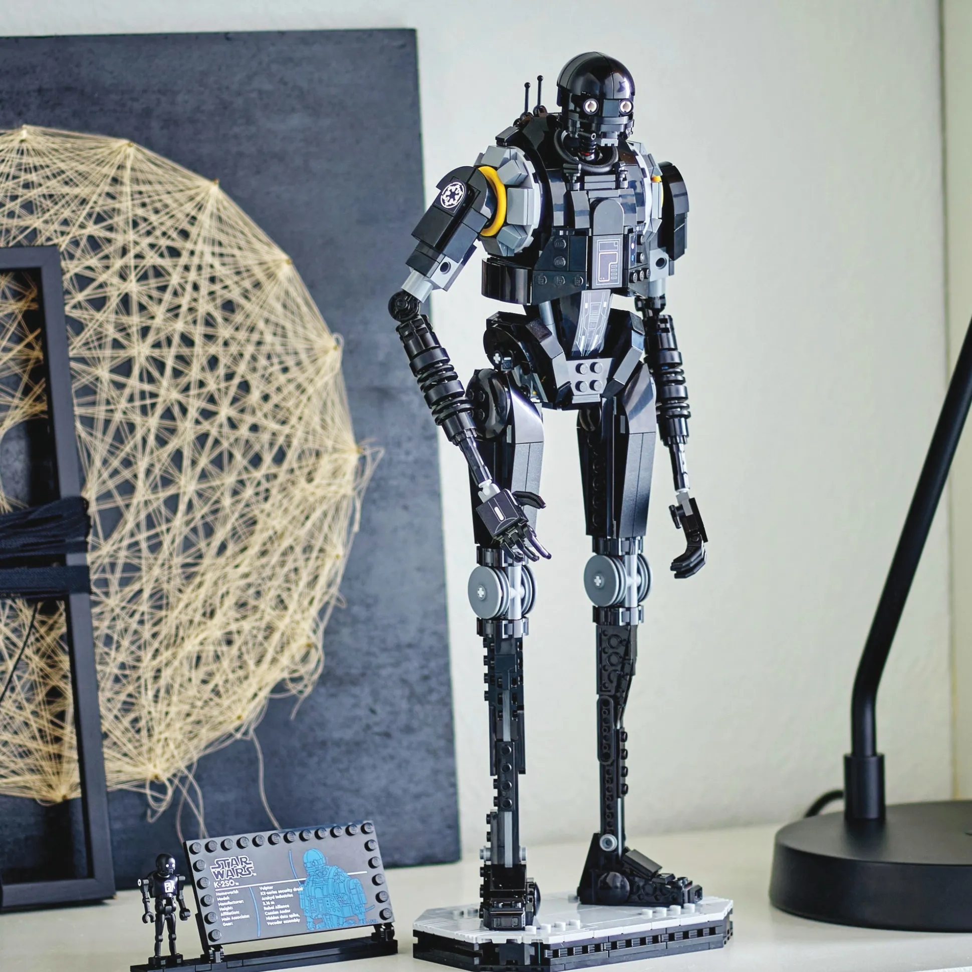 LEGO Star Wars K-2SO Security Droid