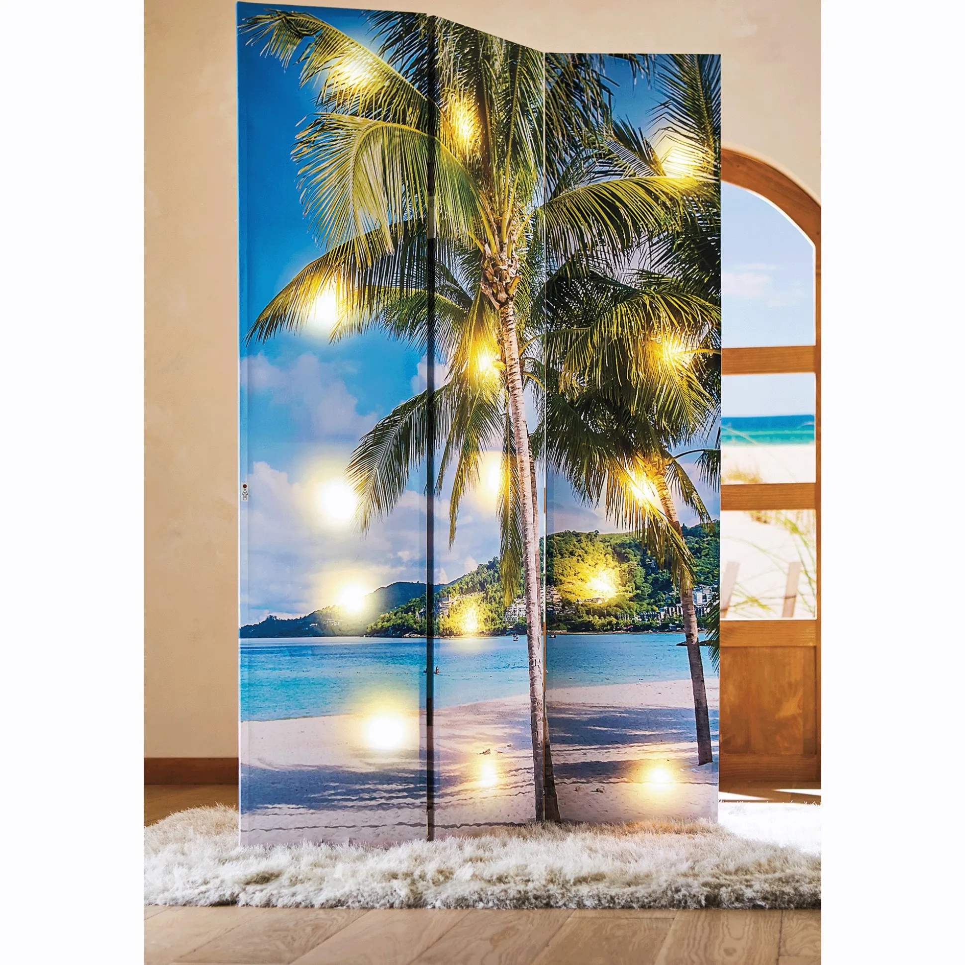 Lit Reversible Beach Views Room Screen