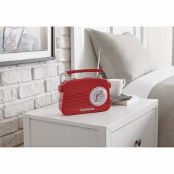 Magnavox FM Clock Radio with Bluetooth