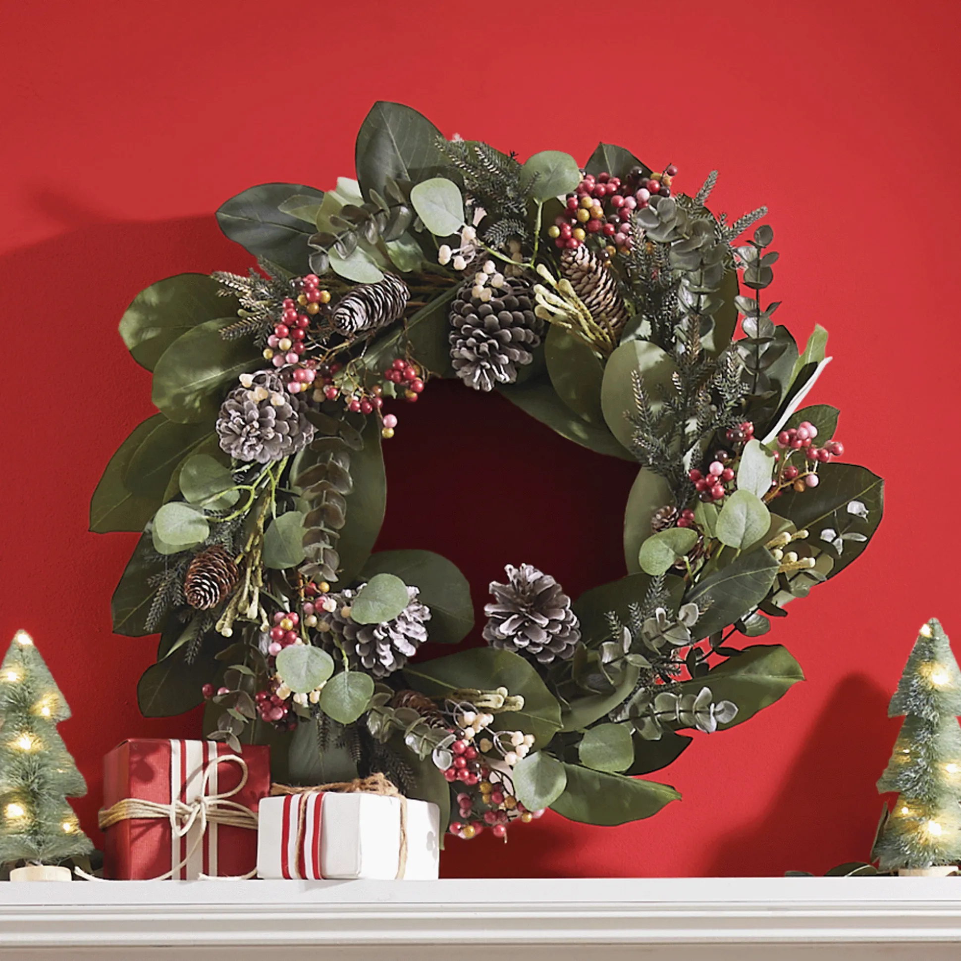 Magnolia Leaf and Berry Wreath