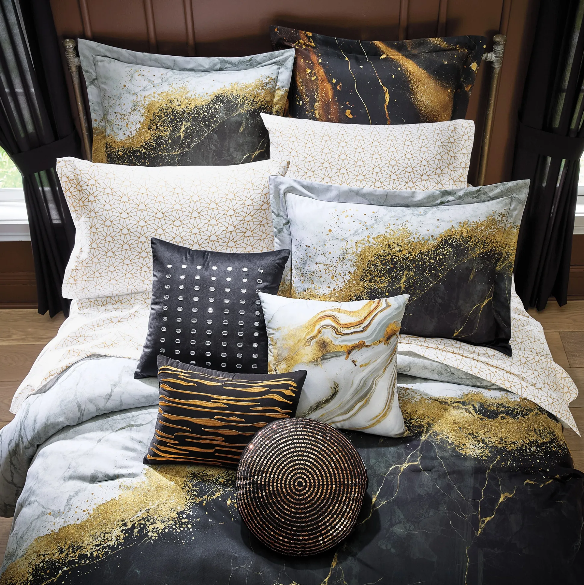 Marble 30-Piece Complete Bed Set