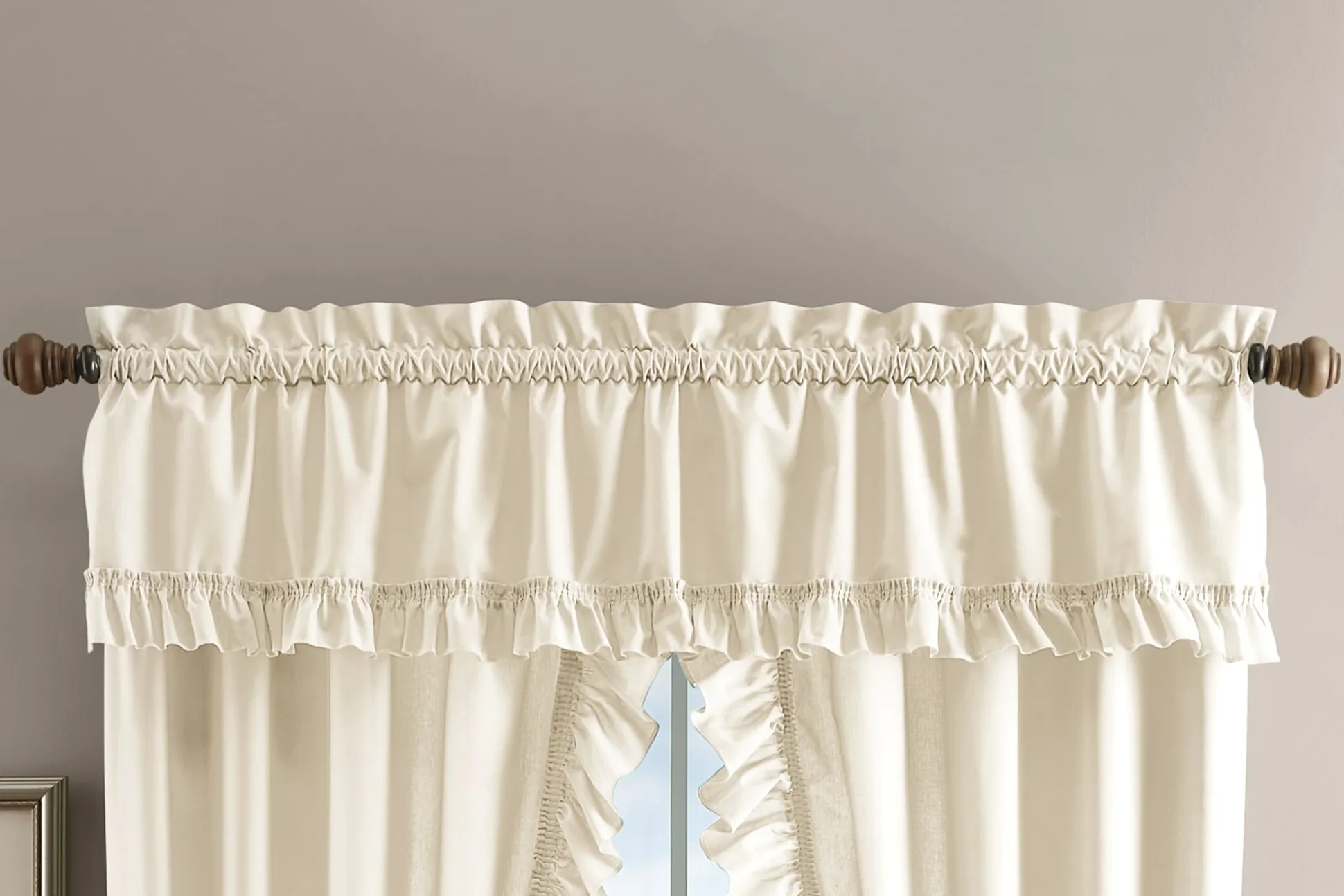 Mayfair Cape Cod Valance
