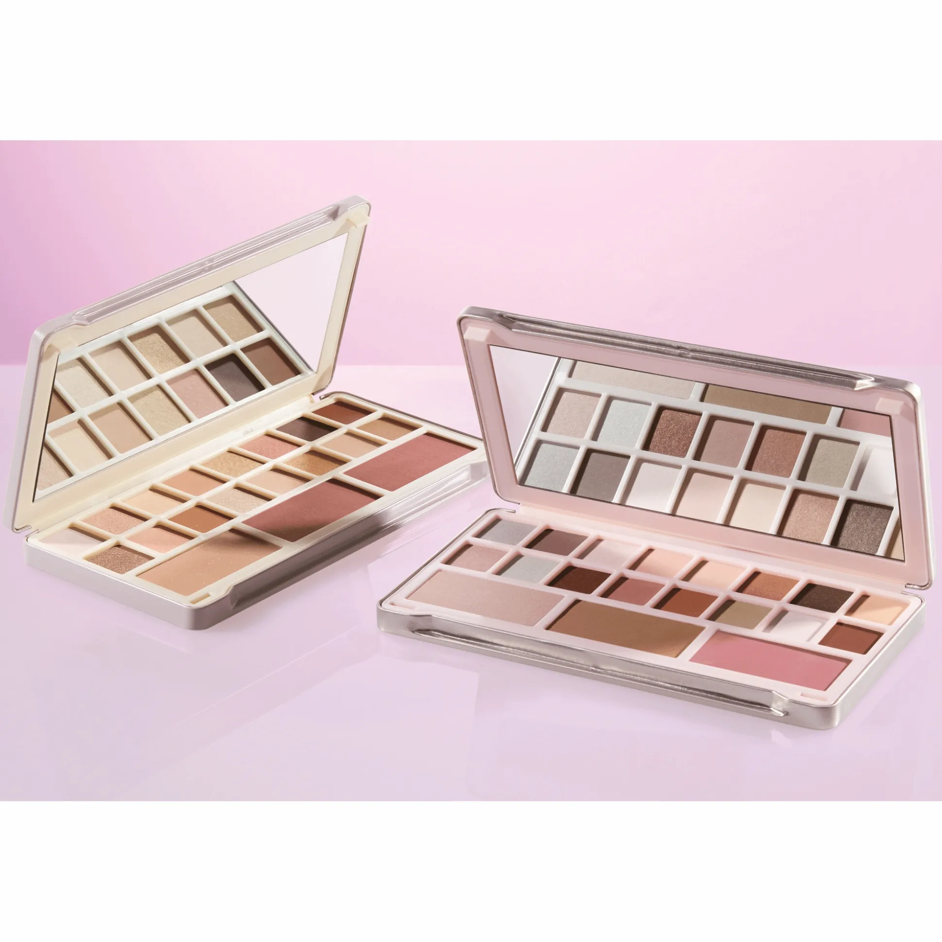 Michael Giordano Makeup Set with Tin Case