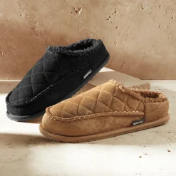 MUK LUKS Men's Pieced Scuff with Faux-Fur Lining