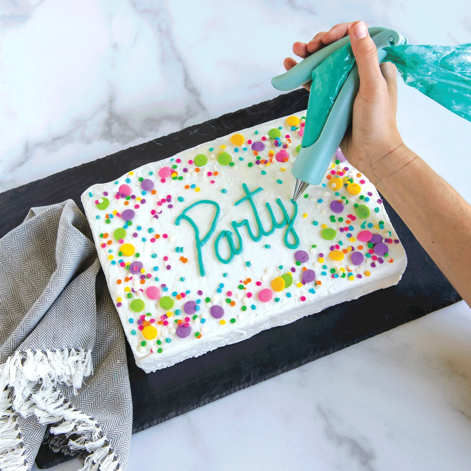 Nordic Ware E–Z Deco Icing Pen