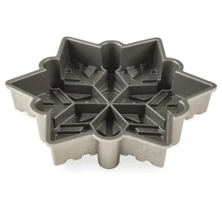 Nordic Ware Snowflake Pan