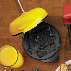 Nostalgia My Mini Waffle Maker